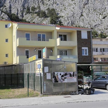 Apartments With A Parking Space Omis - 10362 Luaran gambar