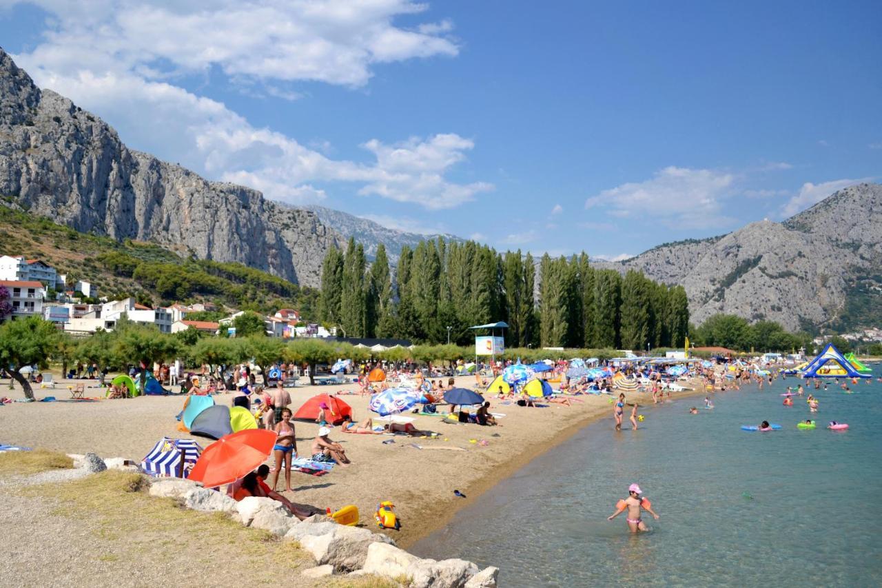 Apartments With A Parking Space Omis - 10362 Luaran gambar